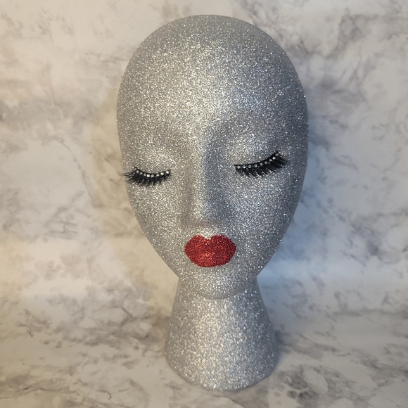 Mannequin Head - Picture 4 of 5